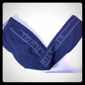 Tommy Hilfiger Spell Out Logo Khakis Chinos Pants